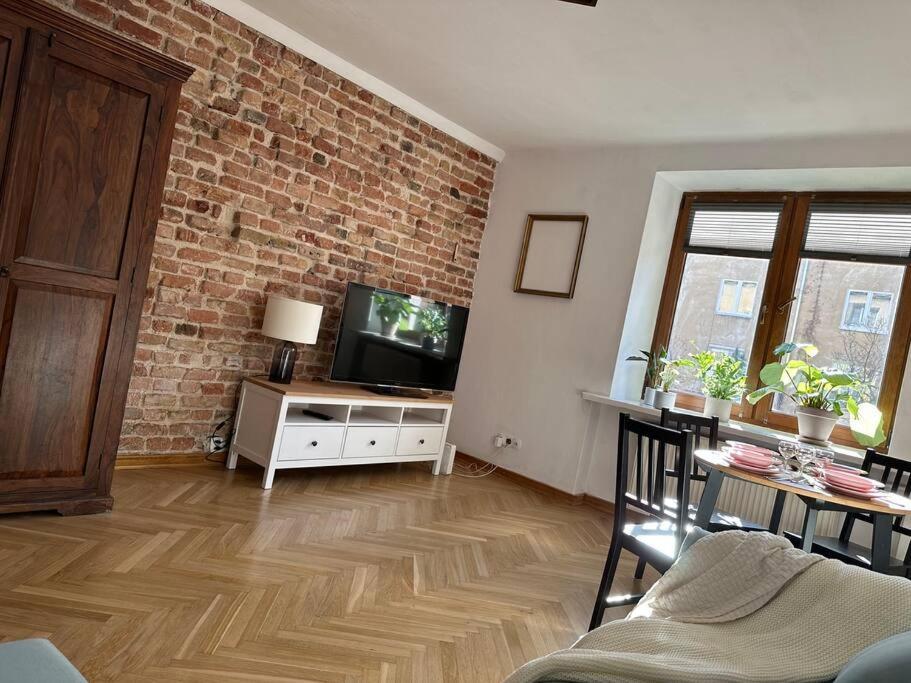 Stary Mokotow, Z Ogrodkiem Lägenhet Warszawa Exteriör bild